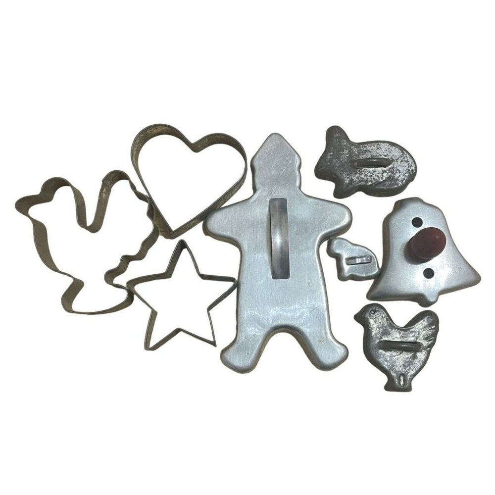 Lot Of 8 Vintage Aluminum Tin Cookie Cutters Holiday Chicken Animals Star Heart